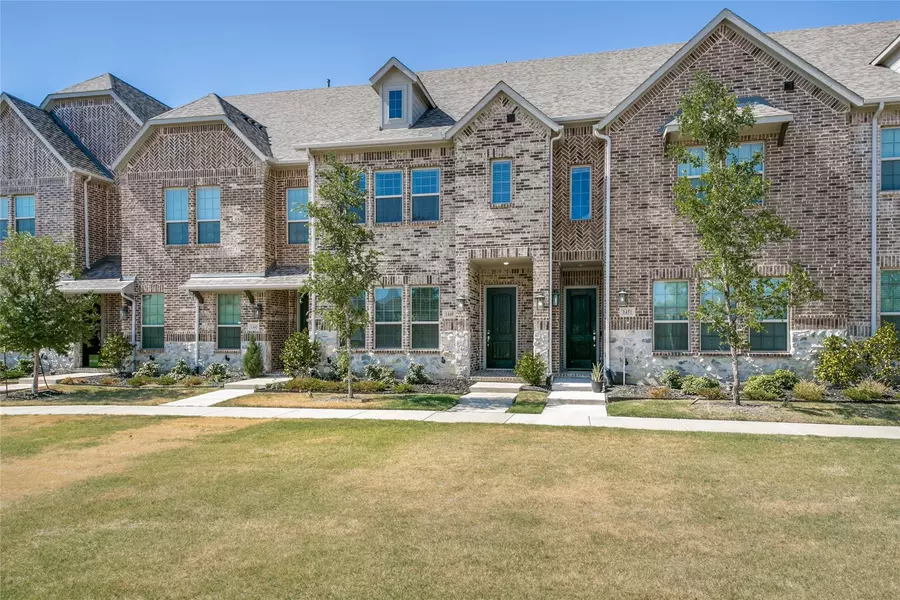 1449 Perrin Lane, Farmers Branch, TX 75234