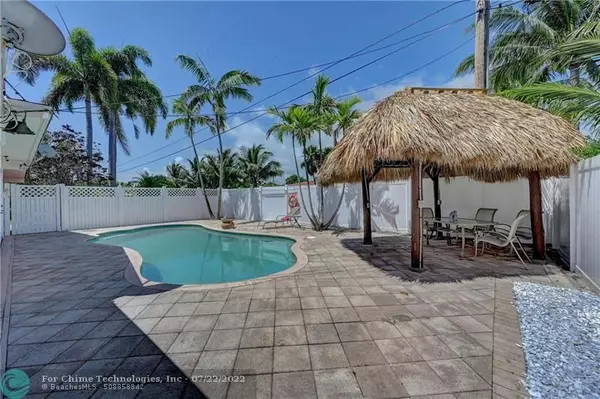 Delray Beach, FL 33444,231 N Seacrest Cir