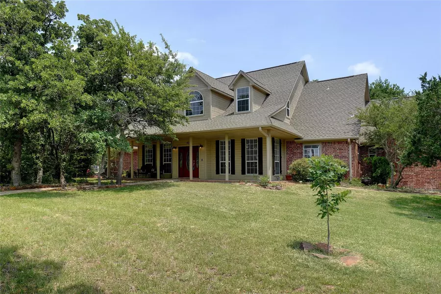 420 Surrey Lane, Argyle, TX 76226