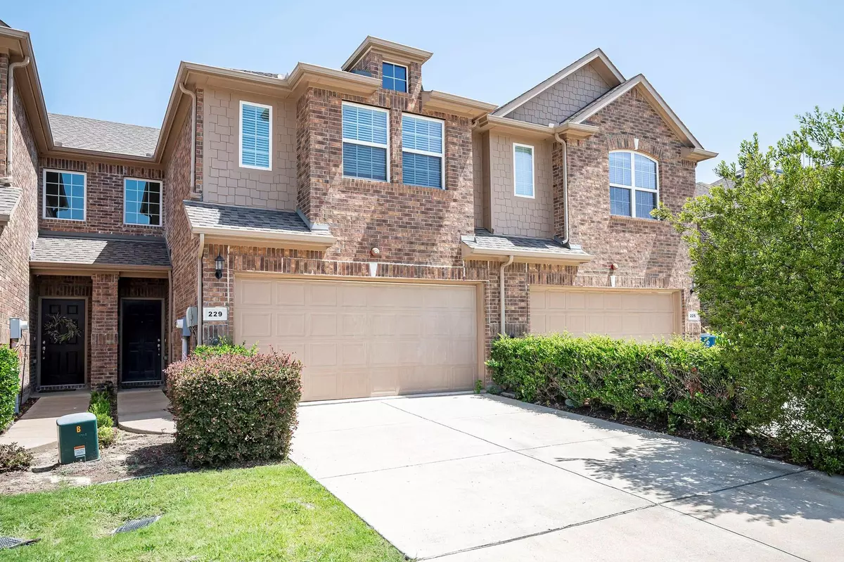 Lewisville, TX 75067,229 Barrington Lane