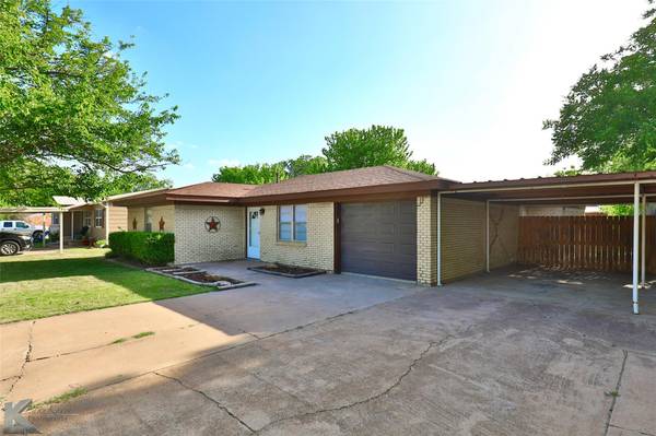 430 Fairmont Street, Clyde, TX 79510