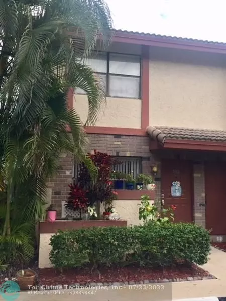 Coral Springs, FL 33071,9761 Riverside Dr  #75-1