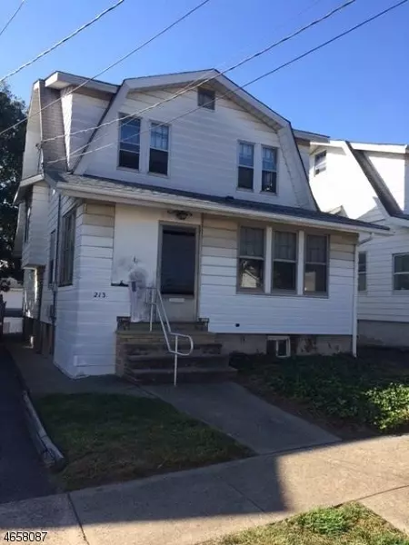 213 E 8th St, Clifton City, NJ 07011