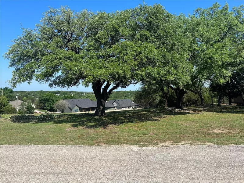 1205 Iowa Court, Granbury, TX 76048