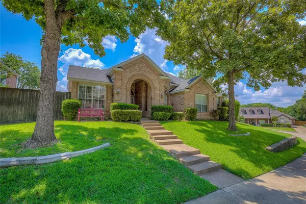 Rowlett, TX 75088,2406 Shorewood Court