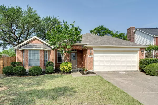 2701 Ponderosa Pine Drive, Flower Mound, TX 75028