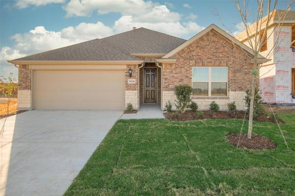 3405 Riverside Drive, Aubrey, TX 76227