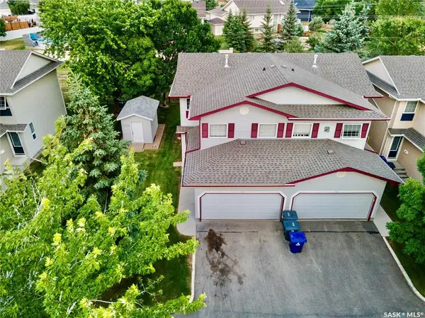 615 Kenderdine ROAD #207, Saskatoon, SK S7N 4V1