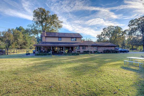 5598 Keithville Springridge Road, Keithville, LA 71047