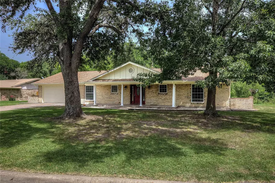 617 Turtle Creek Drive, Greenville, TX 75402