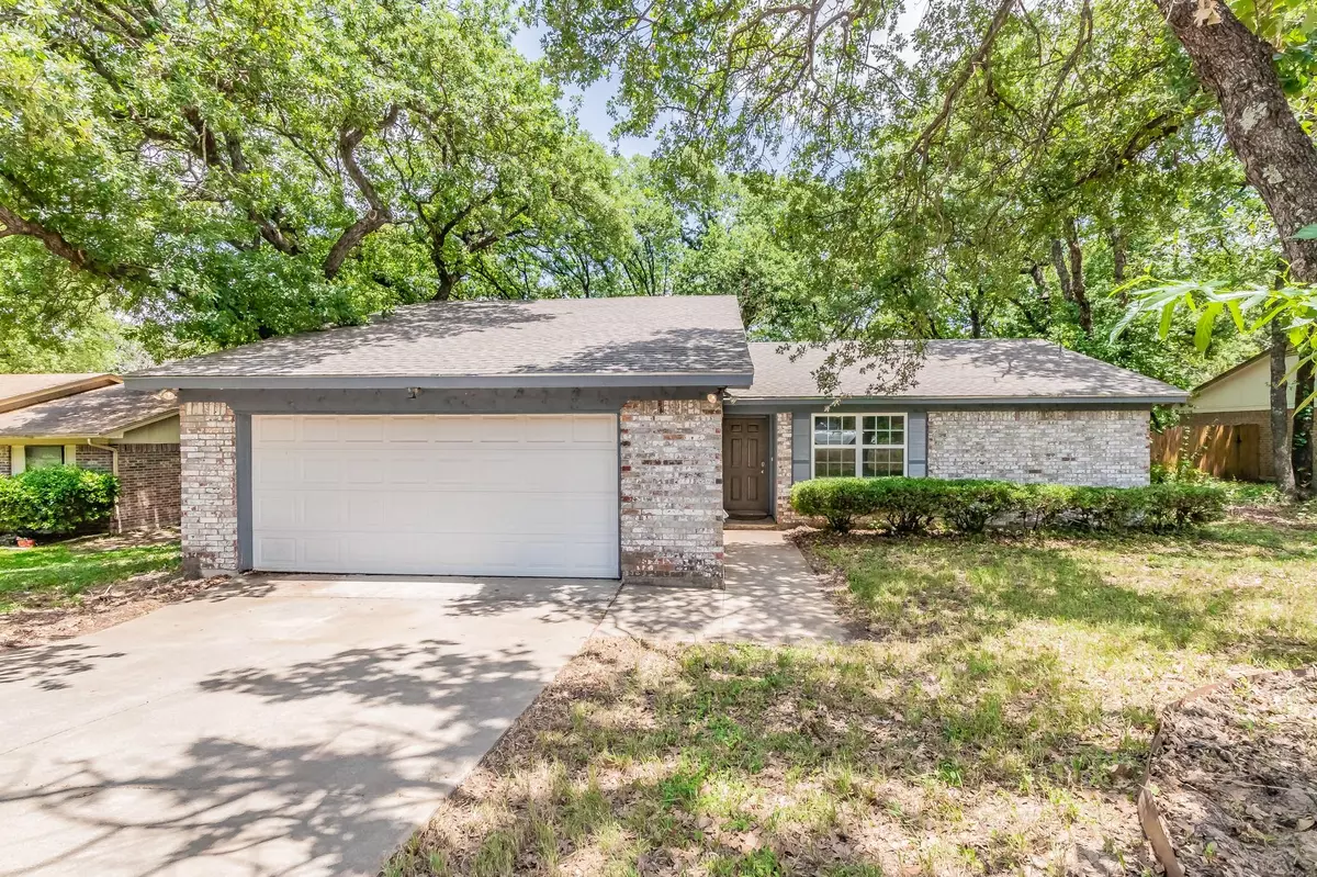 Azle, TX 76020,732 Timberoaks Drive