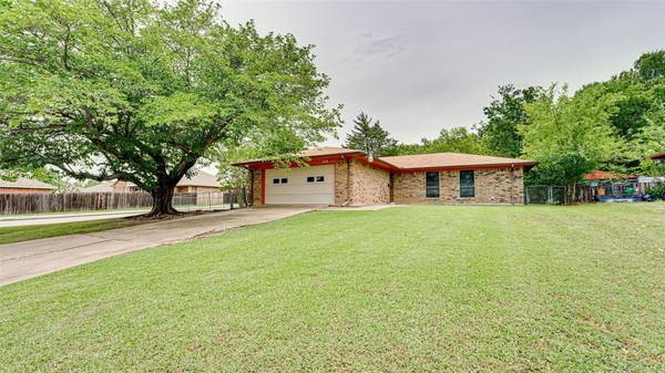 426 Sherry Lane, Farmersville, TX 75442