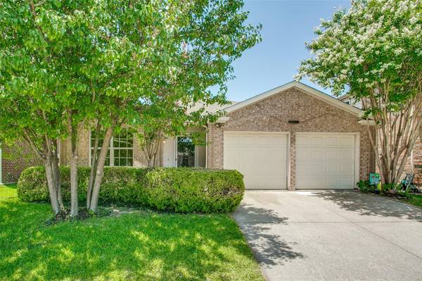 211 Lochwood Drive, Wylie, TX 75098