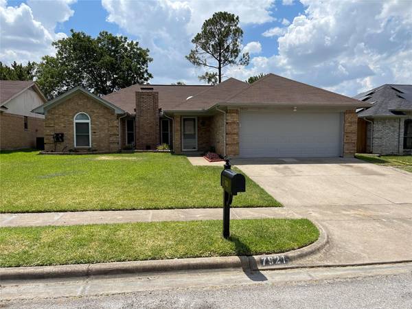 7921 Lazy Brook Drive, Watauga, TX 76148