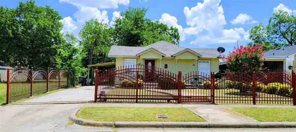 928 E Harvey Avenue, Fort Worth, TX 76104