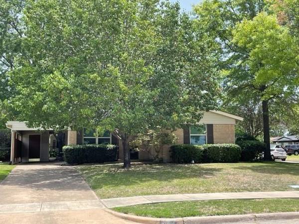 1022 Appleblossom Lane, Mesquite, TX 75149