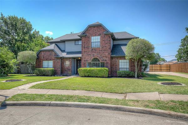 2413 Brook Crest Drive, Mesquite, TX 75150