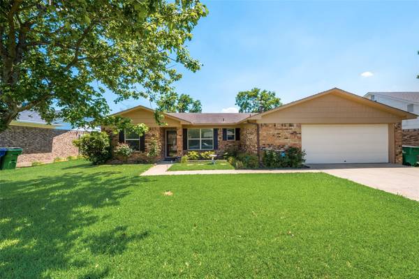 3505 Highmeadow Lane, Greenville, TX 75402