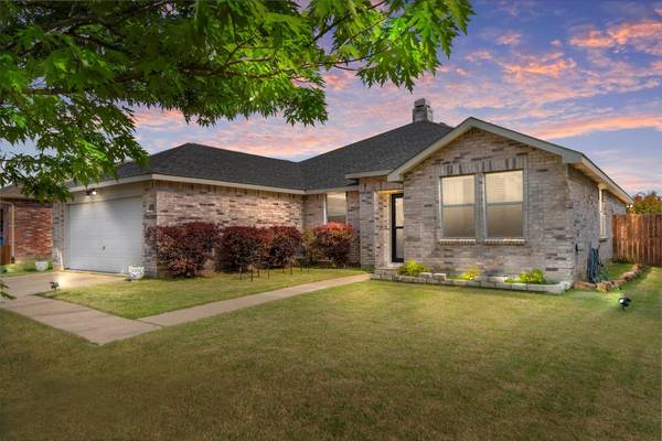 2925 Reata Drive, Wylie, TX 75098