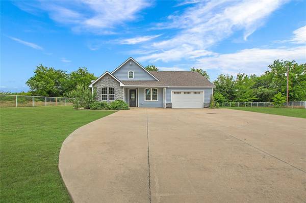 8007 Abner Road, Terrell, TX 75161