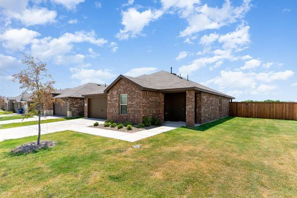 3022 Sweetwater Trail, Forney, TX 75126