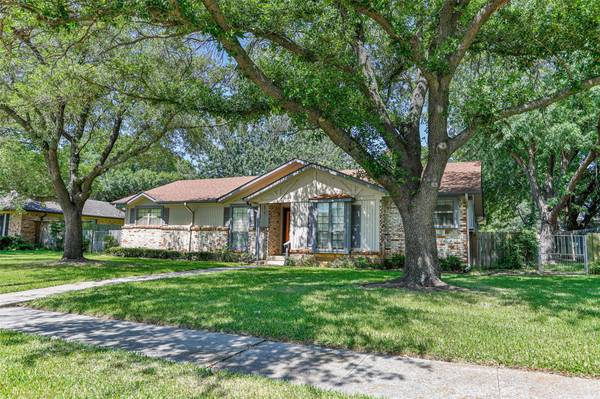 1007 Rosedale Drive, Gainesville, TX 76240