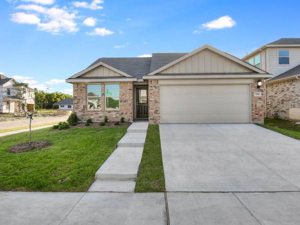 7336 Village Falls Lane, Royse City, TX 75189