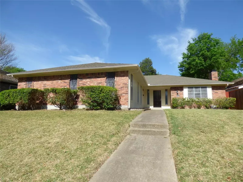 7013 Allview Lane, Dallas, TX 75227