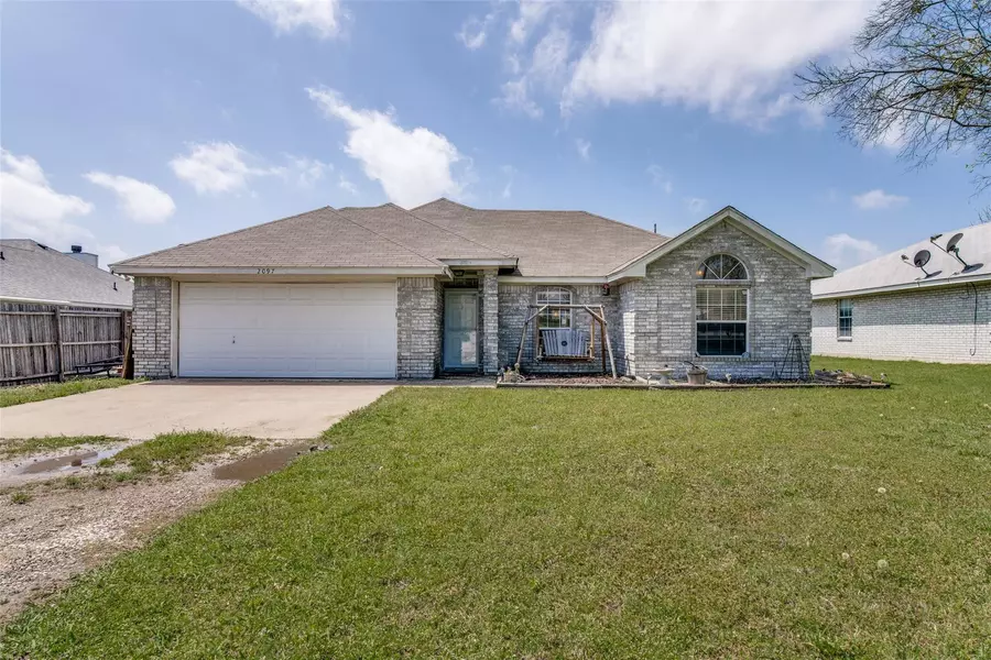 2097 Griffith, Terrell, TX 75160