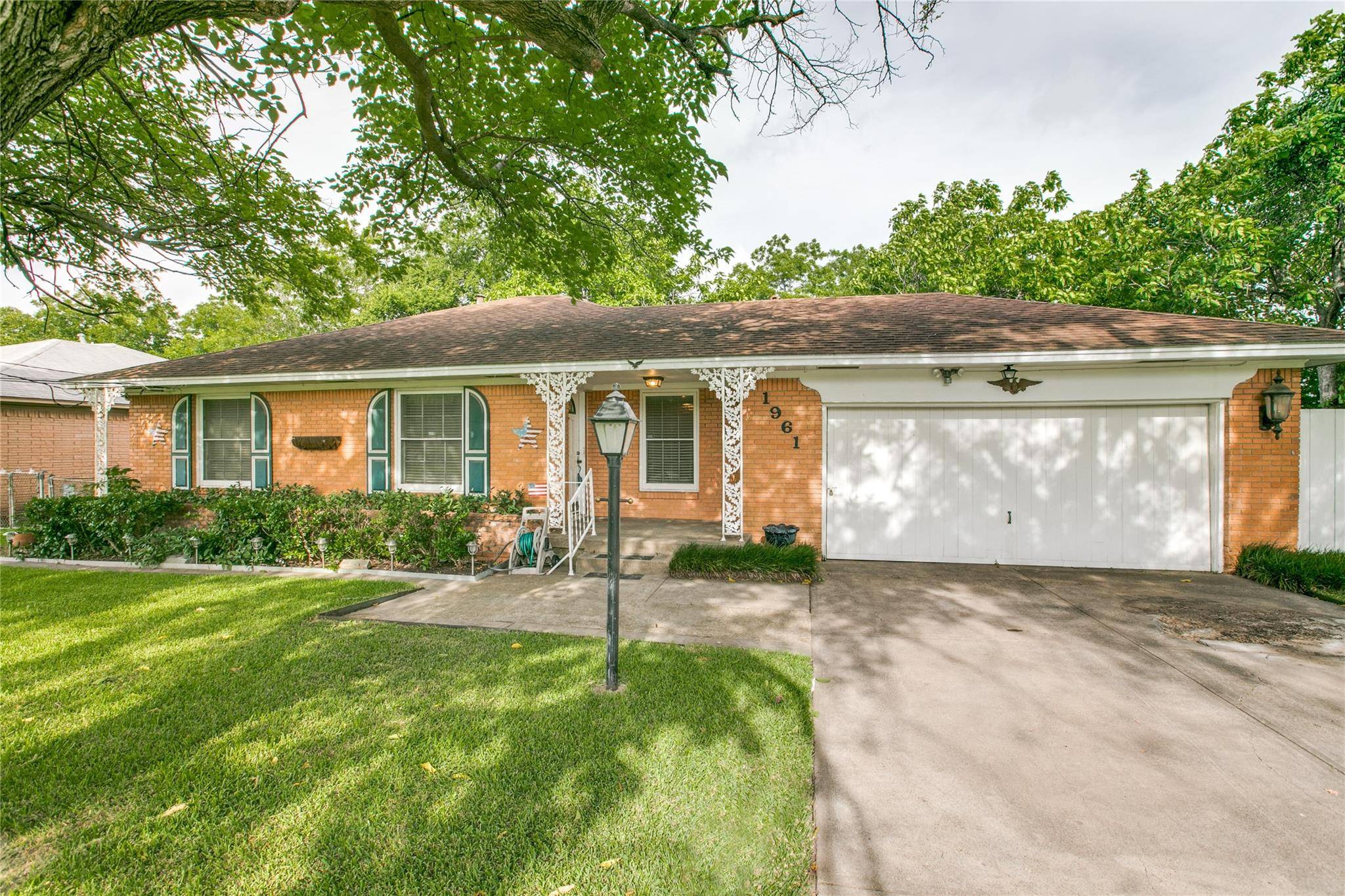 1961 Conner Drive, Dallas, TX 75217