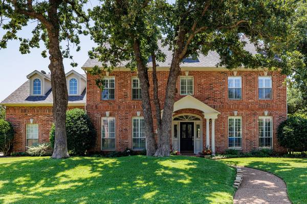 705 Shorecrest Drive, Southlake, TX 76092