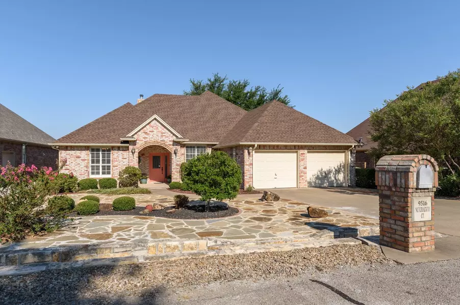 9516 Nutcracker Court, Granbury, TX 76049