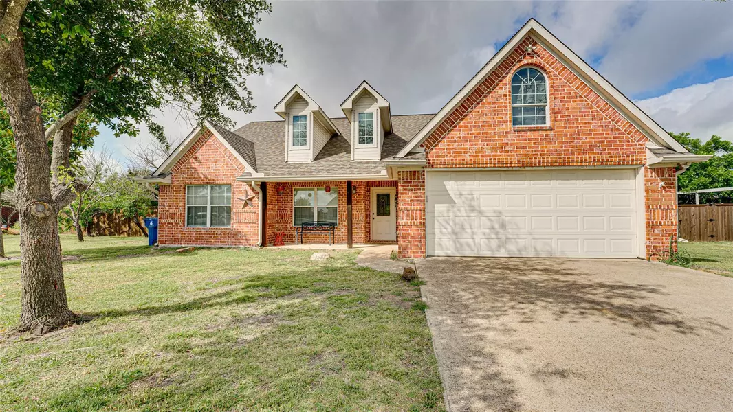 217 Bent Creek Drive, Waxahachie, TX 75165