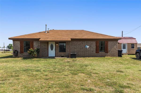 136 Wesley Lane, Bridgeport, TX 76426