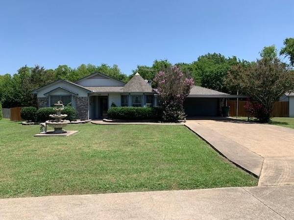 100 Lakeway Trail, Lowry Crossing, TX 75069