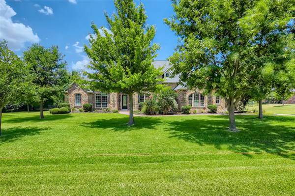 1811 Hammerly Drive, Fairview, TX 75069