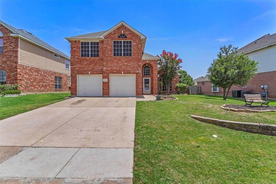 606 Dover Heights Trail, Mansfield, TX 76063