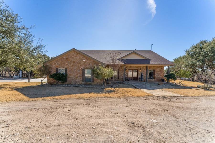 5615 County Road 153, Bangs, TX 76823