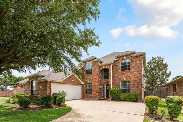 106 Foxwood Lane, Red Oak, TX 75154