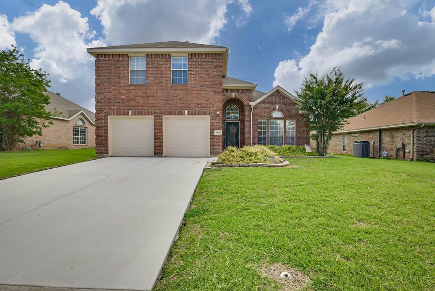 1402 Oxford Drive, Mansfield, TX 76063