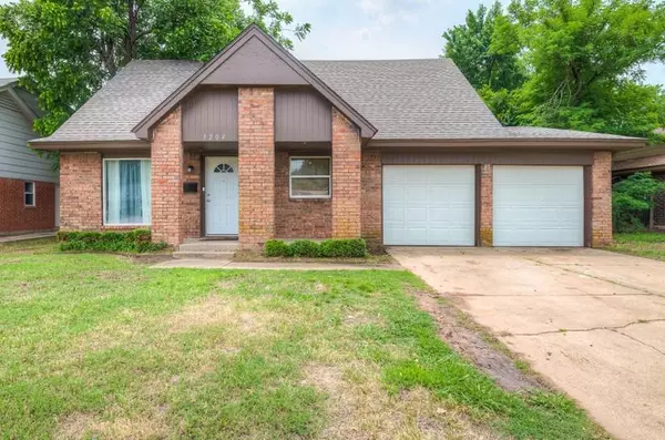 3204 Simmons Drive, Del City, OK 73115