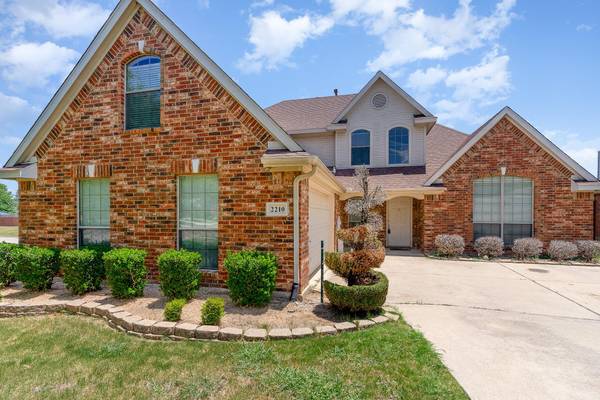 2210 Evergreen Cove,  Corinth,  TX 76208