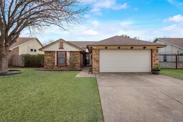 3724 Whitefern Drive, Fort Worth, TX 76137