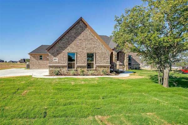 3024 Infinity Drive, Weatherford, TX 76087