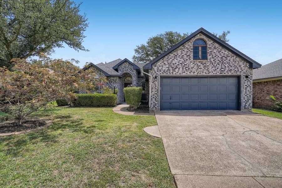 6017 Fern Meadow Road, Arlington, TX 76017