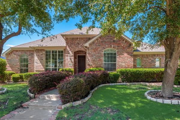 7513 Providence Drive, Rowlett, TX 75089