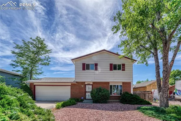 1225 Jet Wing CIR, Colorado Springs, CO 80916