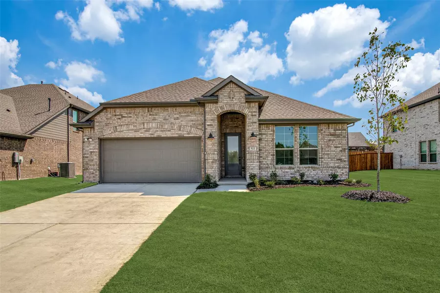 522 Diamond Creek Drive, Forney, TX 75126