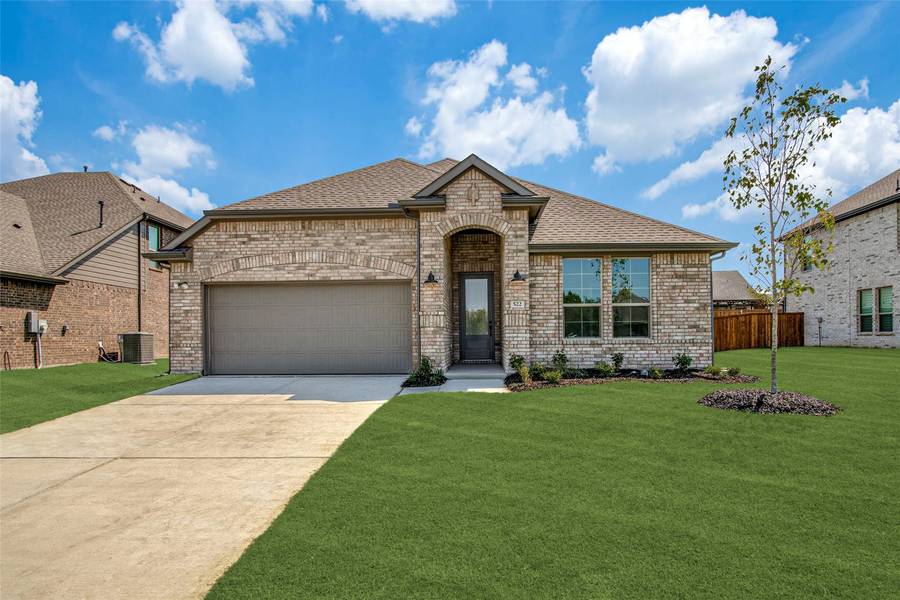 522 Diamond Creek Drive, Forney, TX 75126