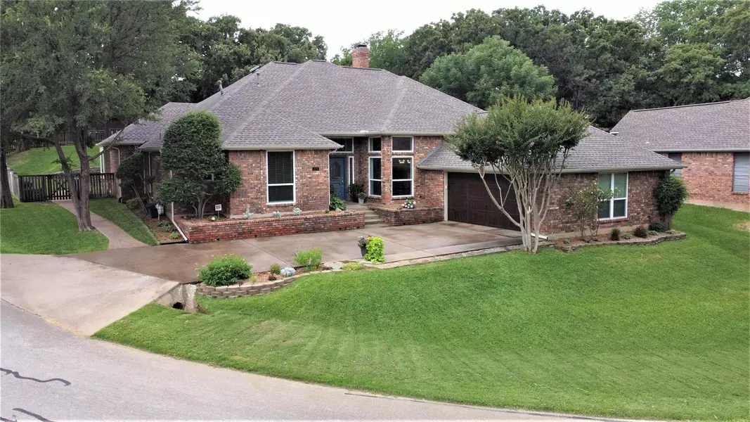 375 Craig Circle, Highland Village, TX 75077